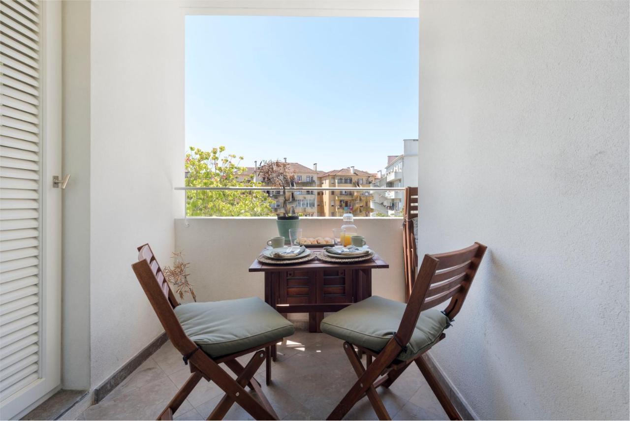 Emporium Deluxe 3Br Apartment W/ Private Parking By Lovelystay ポルト エクステリア 写真