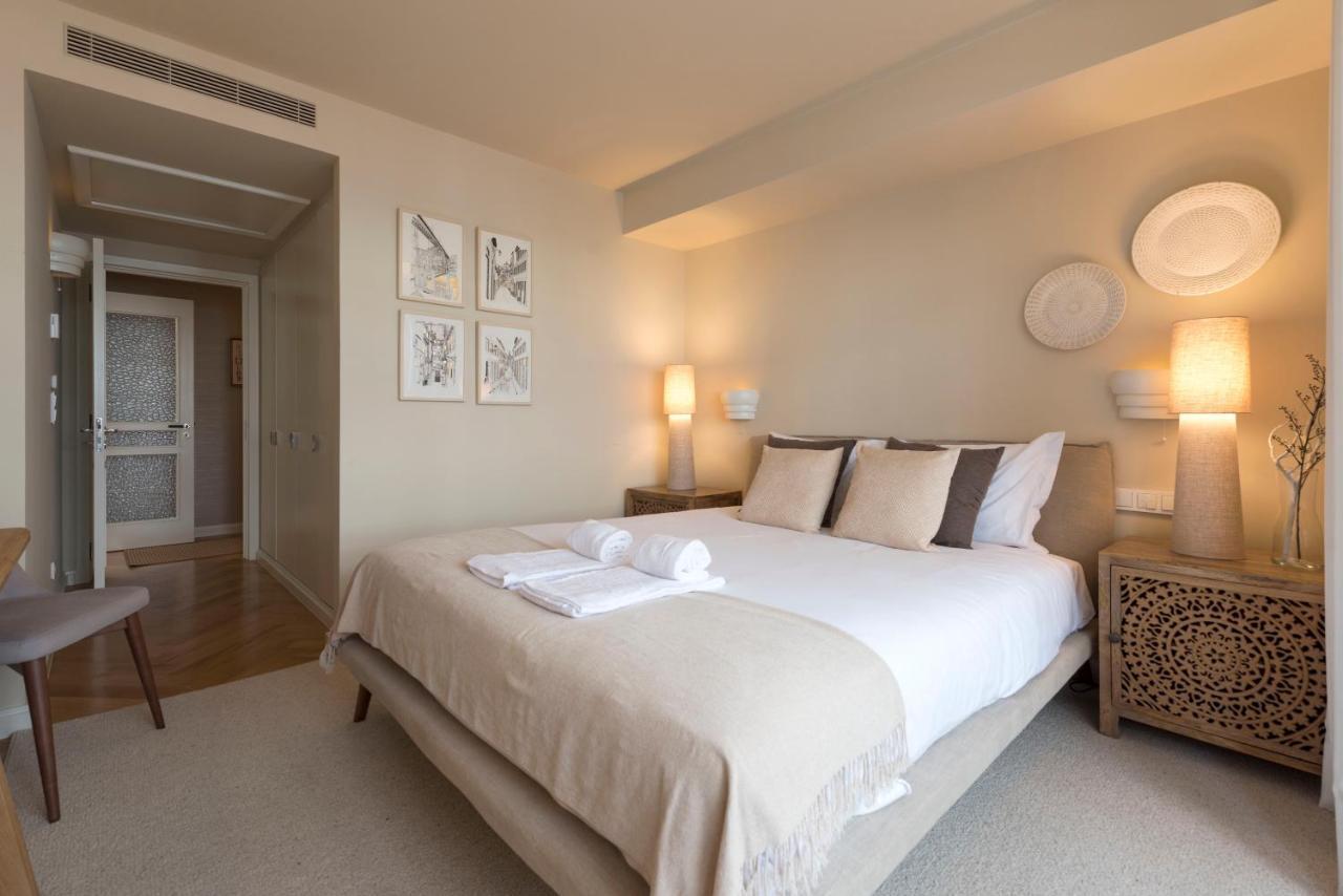 Emporium Deluxe 3Br Apartment W/ Private Parking By Lovelystay ポルト エクステリア 写真