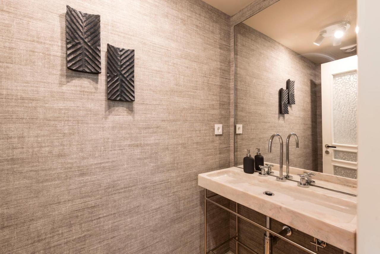 Emporium Deluxe 3Br Apartment W/ Private Parking By Lovelystay ポルト エクステリア 写真