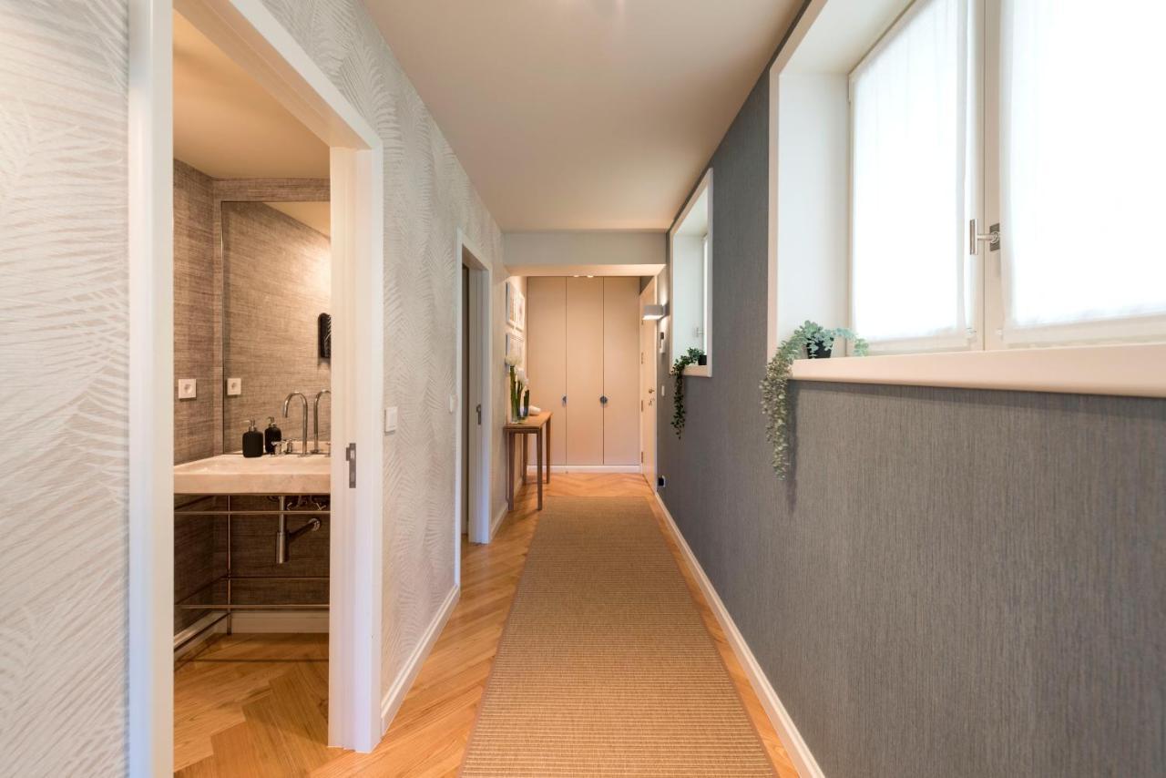 Emporium Deluxe 3Br Apartment W/ Private Parking By Lovelystay ポルト エクステリア 写真